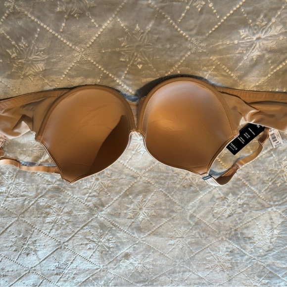 Torrid Curvy Nude Underwire Bra 46B Smooth T-Shirt Everyday - Picture 3 of 6